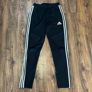 Adidas Climacool Joggers Youth Sz 13-14 Zipper Pockets and Ankles - missing “I”